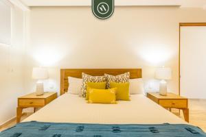 Luxury 2 BR Condo - Oceanview Pool - Gym