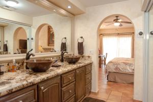 Las Mañanitas LM C208