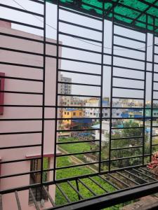 Modern 2 bedroom apartment in Tollygunge