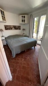 Maison charmante, pied dans leau