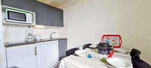 Appartement dans résidence avec piscine