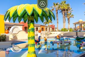 Villa with Private Pool & Patio in Cabo