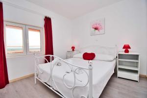 MY DALMATIA - Apartment Visocane with private pool