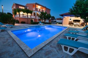 MY DALMATIA - Apartment Visocane with private pool