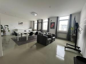 Central Urban Experience