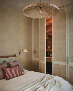 Stylish Private Basement Studio in Parsons Green