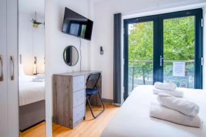 Princess Lofts 3 - 1 Bedroom Studio - Swansea