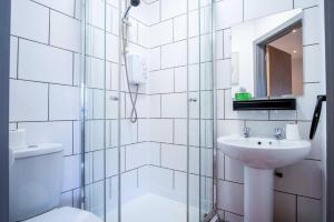 Princess Lofts 5 - 1 Bedroom Suite - Swansea