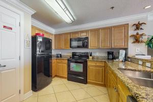 Escapes to the Shores 204