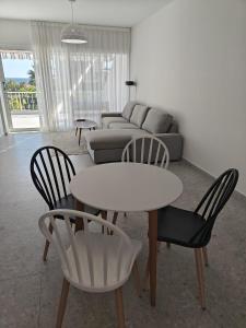 Brand new sea view walking distance to the sea 200m