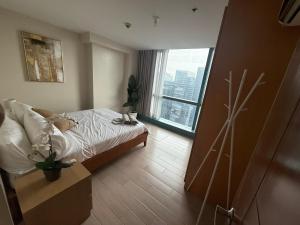 One Uptown Residence, BGC - Standard 2 Bedroom Unit
