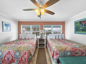 Bonnie Dune - Retreat for 8