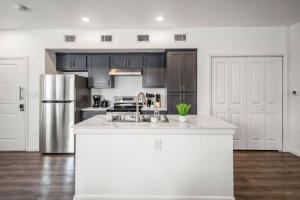 Cozy Studio With Private Parking Near Tx Med Ctr