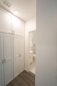 Fully Equipped-Near Downtown Houston-Gated Parking