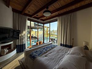 Casa Calixta Oceanfront Luxury home