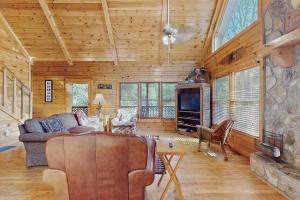 River Escape On The Toccoa