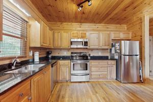 River Escape On The Toccoa