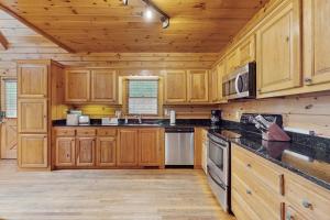 River Escape On The Toccoa