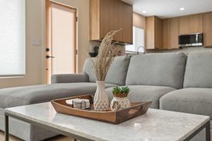 New Listing Valley Villa by Colby & Conrad