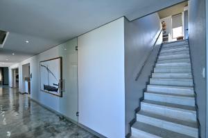 At Last Glentana Apartment