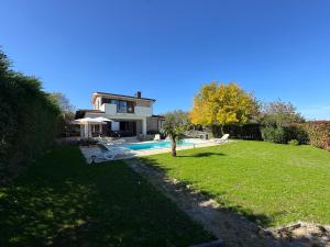 Villa ISA 4 bedrooms, 4 bathrooms, sauna, jacuzzi, panoramic view