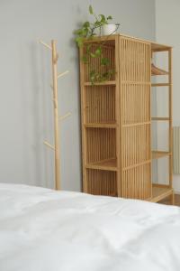 Quiet design apartment with free parking