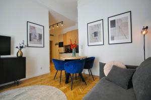 Wesoła Station - Old Town by JoApart - Free Parking