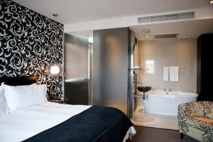 Colosseum Hotel