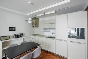 Blueground Cheongdam rooftop nr Park SEL-53