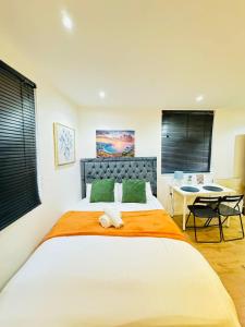 sweet studio flat in good Location