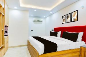 Super Hotel O 24 Seven Stay