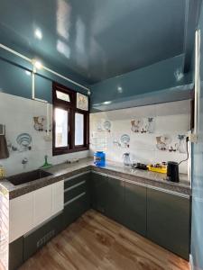 Budget Twin Bed Room 10-RJ Shant Apartment & Homestay