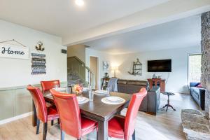 Osage Beach Home Deck, Pool Access