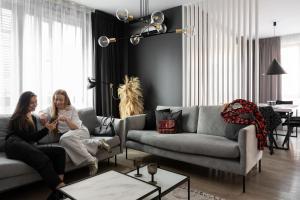 Scala City Center Apartments with Parking by Lion Apartments