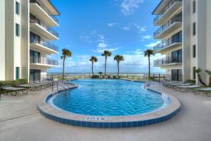 Beachfront Luxury with Spectacular Ocean Views!