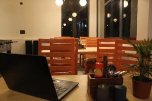 Live Free Hostel Dehradun