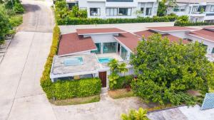 Elm pool villa Phuket