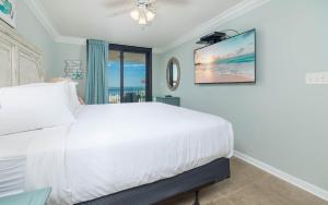 Phoenix East 203 condo