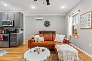 Beautiful 1BD With Balcony Hosted By StayRafa - 3F