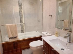 HilltopBellavista Suite One