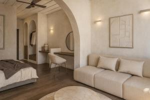 Tholaria Boutique Hotel