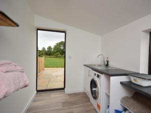 1 Bed in Williton 74145