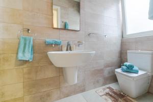 Brand New Apartment 3 Bdr 2 Bth H12