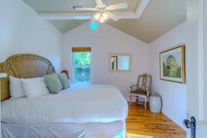 Historic Bayshore Cottage walk to Bay & Ringling