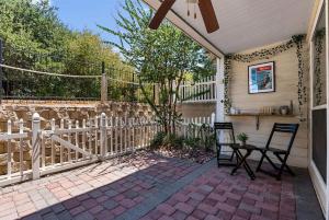 Minutes to ACL Downtown Retreat - Pool & Lake Access