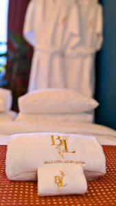 Bella Luna Luxury Suites - Warm & Modern Apt Near Old Town & Museums