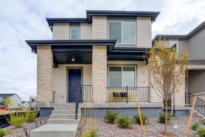 Great for Families! Newly Built Home in Aurora