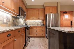 Slalom Creek 2 Bedroom & Den