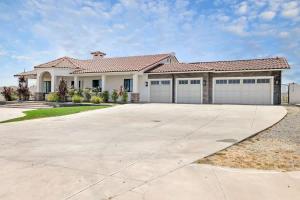 4BR LUXURY ENTERTAINMENT OASIS