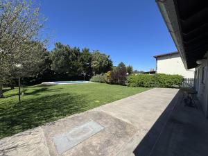 Casa Lujan - Casa en Acantilados con Pileta y Parrilla para 4 PAX - Hola Sur